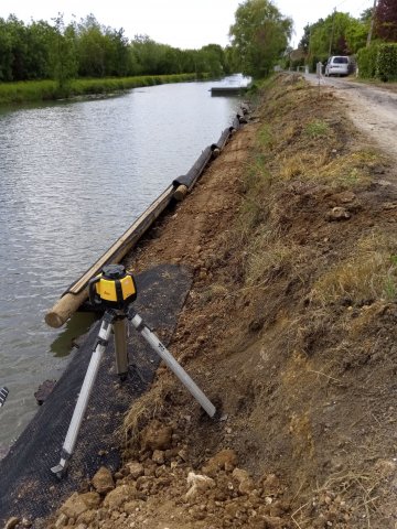 Berges pendant travaux (Maillé 85)